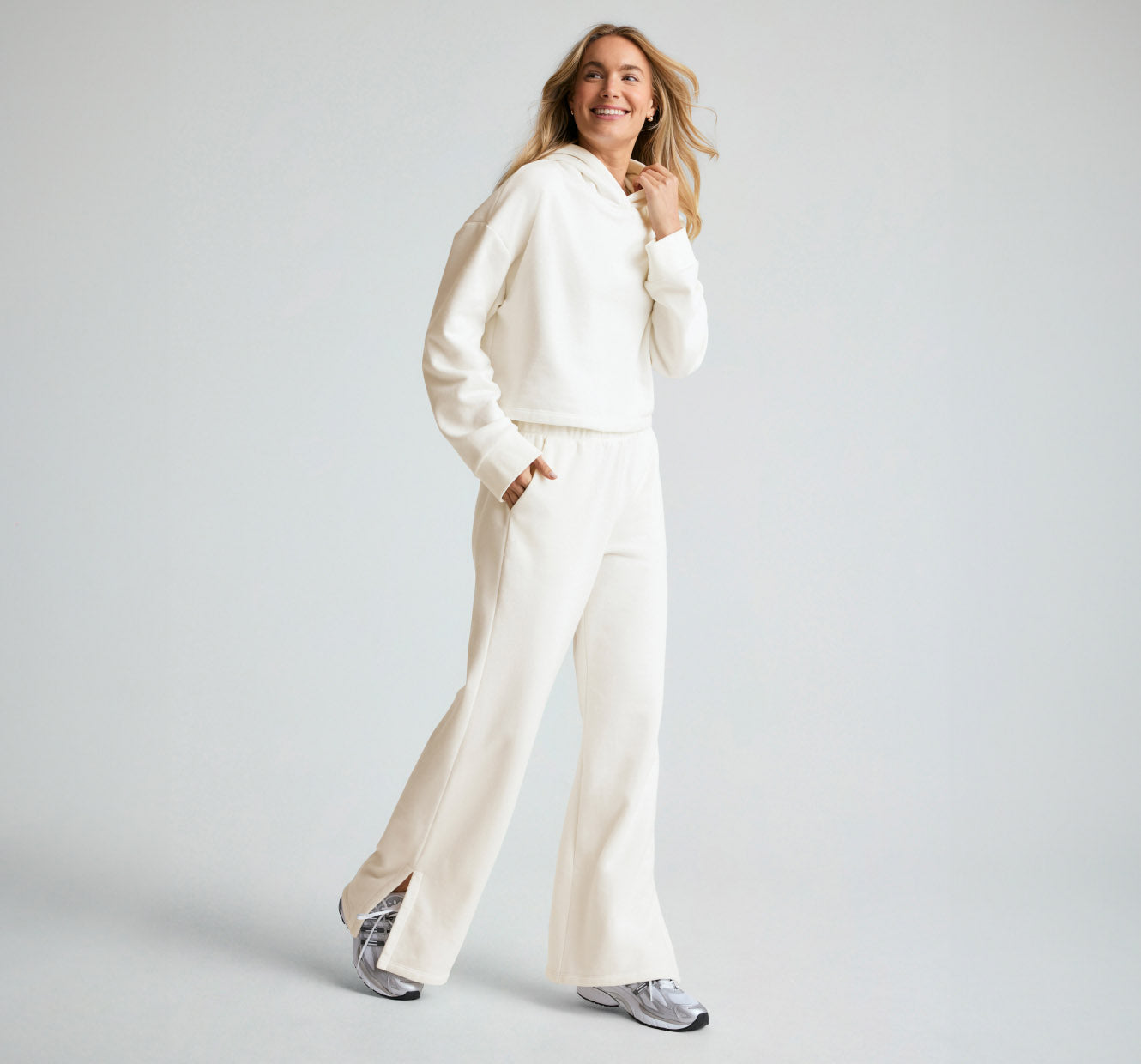 white wide leg sweatpant