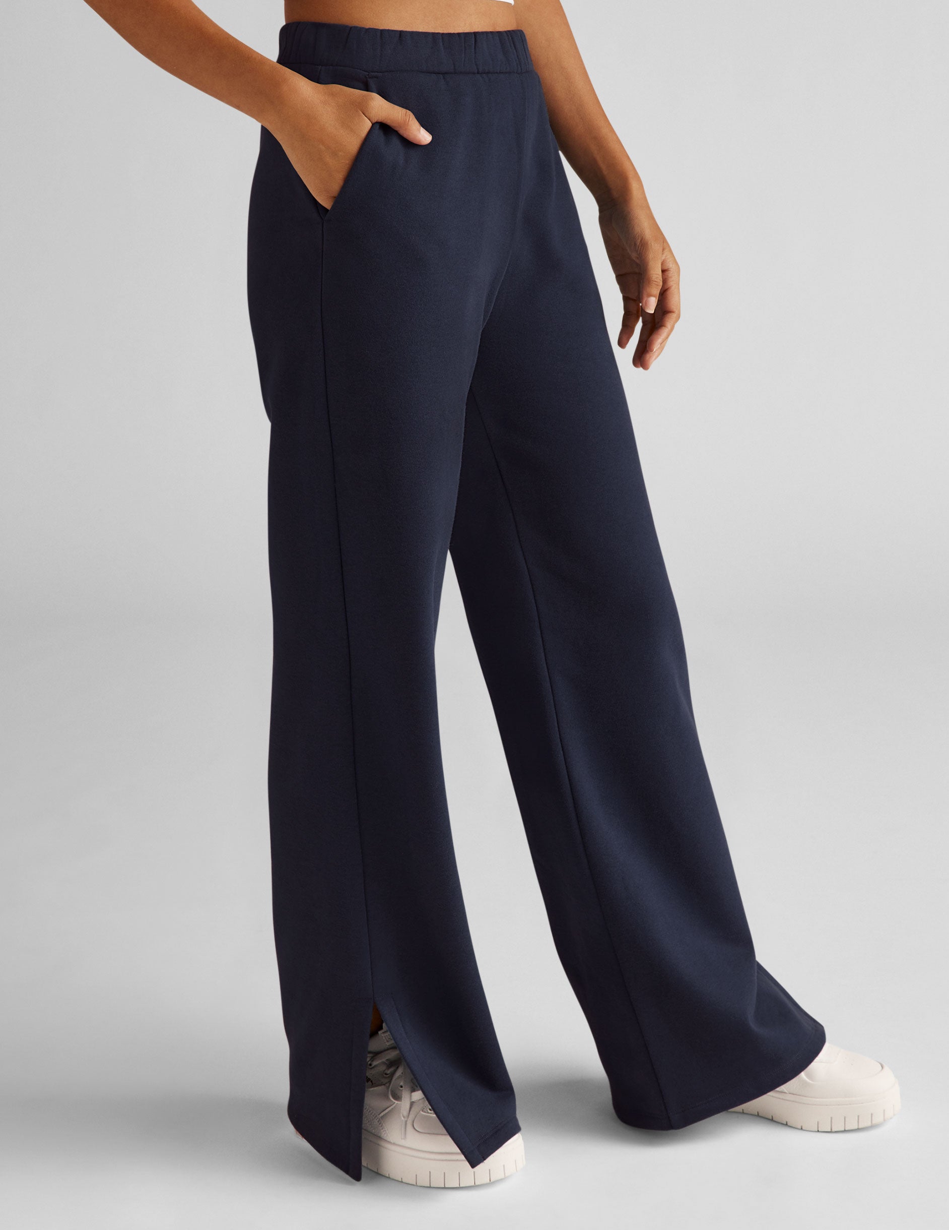 blue wide leg sweatpant