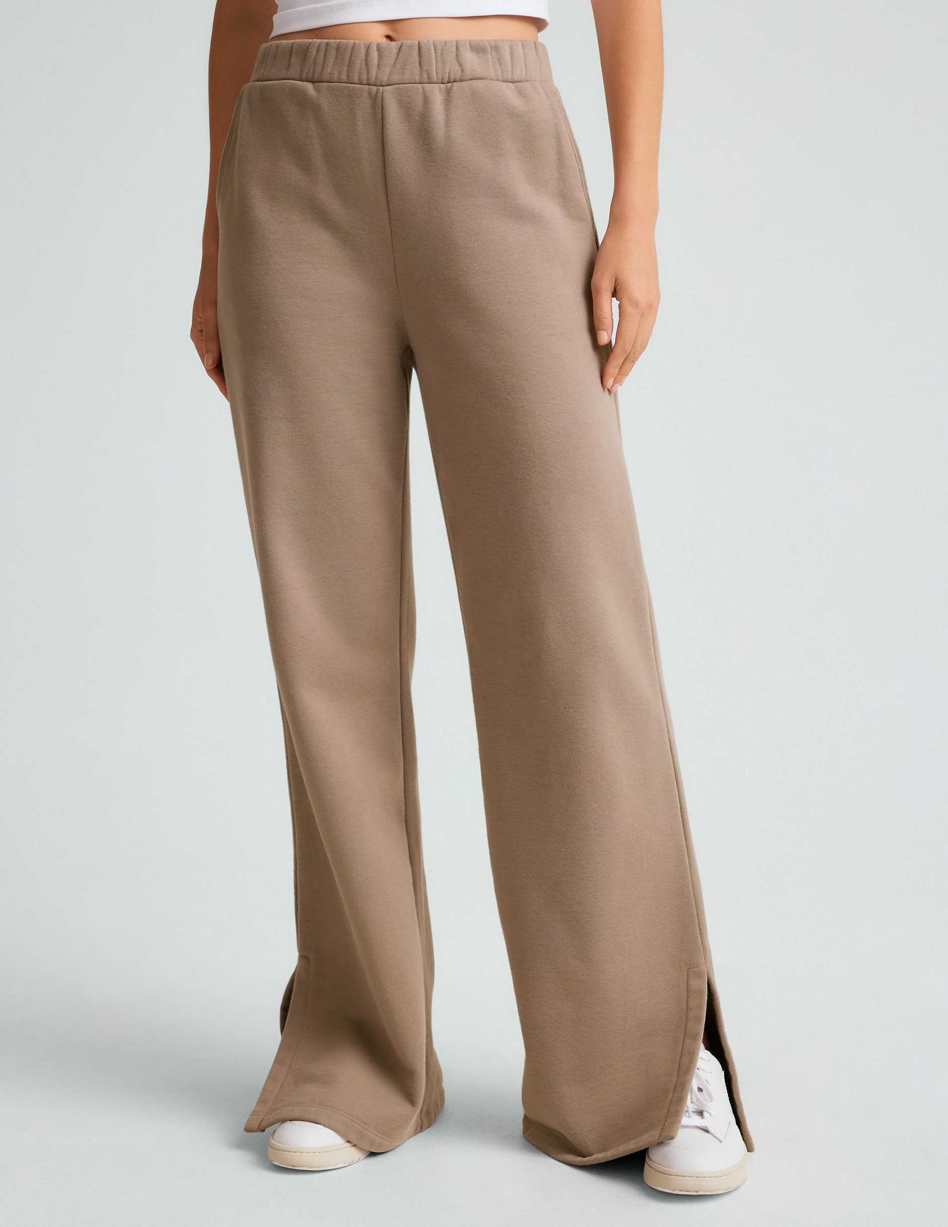 Open Ended Mid Rise Wide Leg Pant