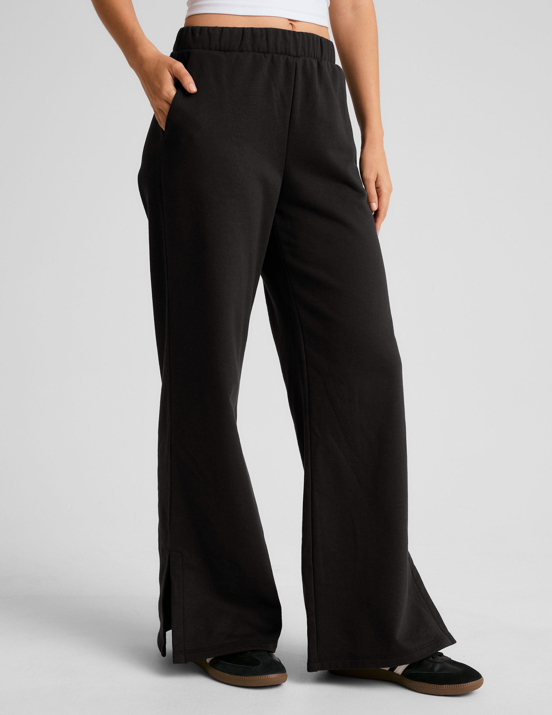 black wide leg pant.