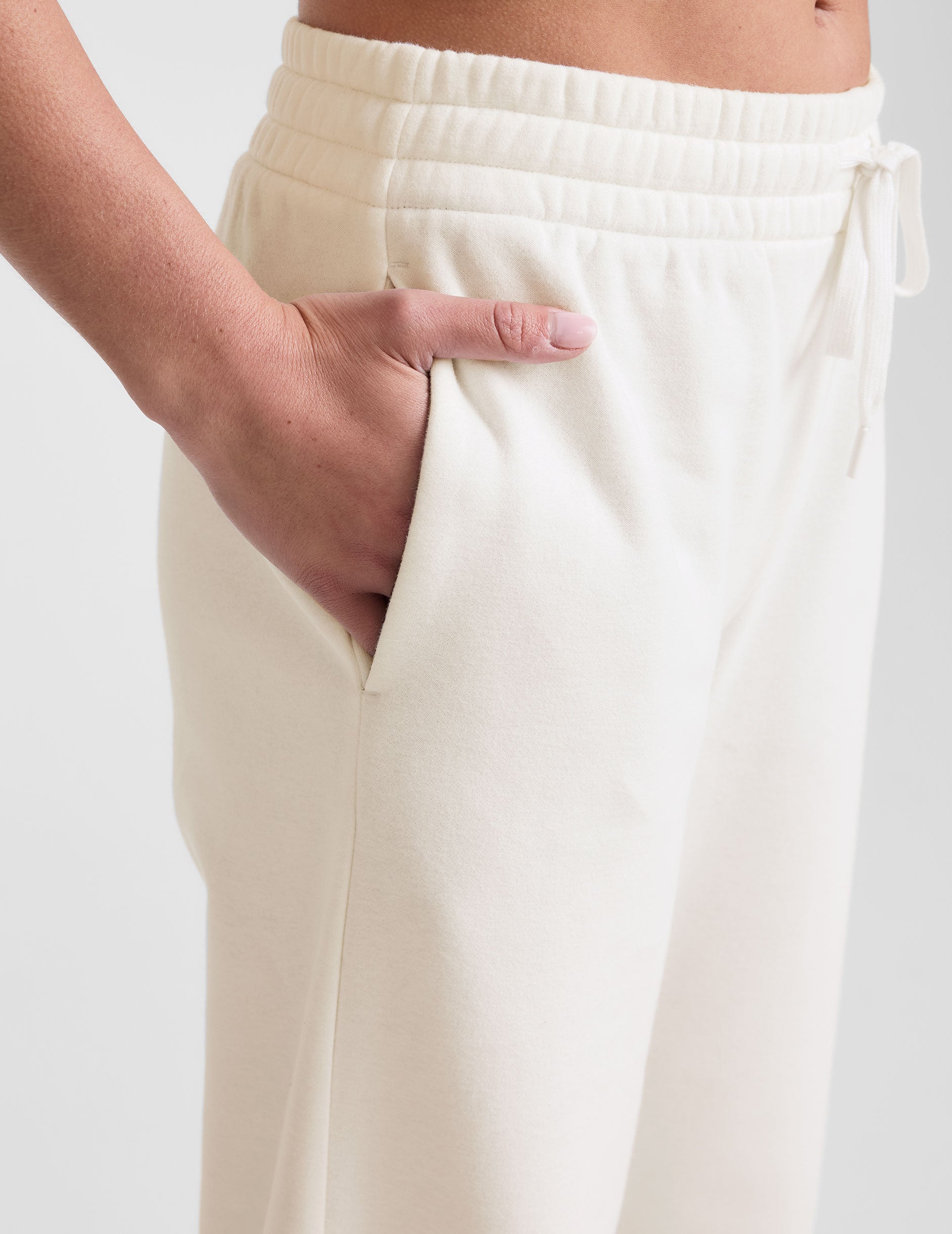 Wide Leg Side Slit LuxeFleece Pant - Fresh Snow | Beyond Yoga