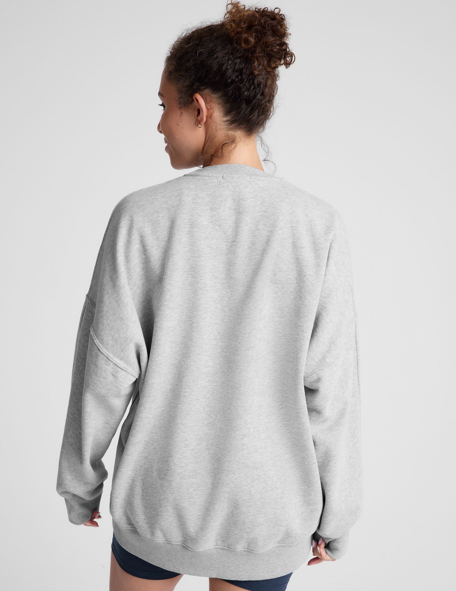 grey crewneck oversized sweatshirt. 