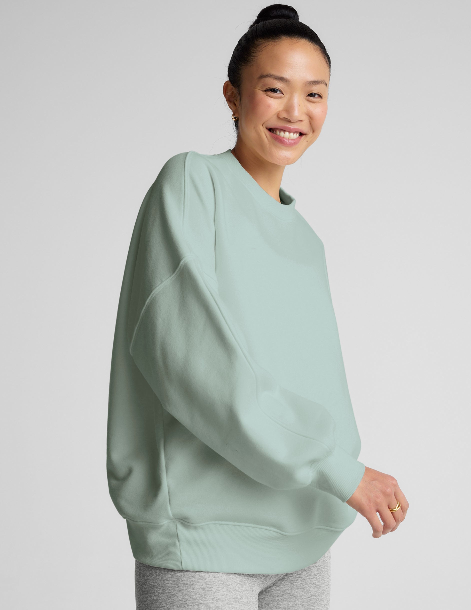 LuxeFleece Oversized Sweatshirt | Beyond Yoga