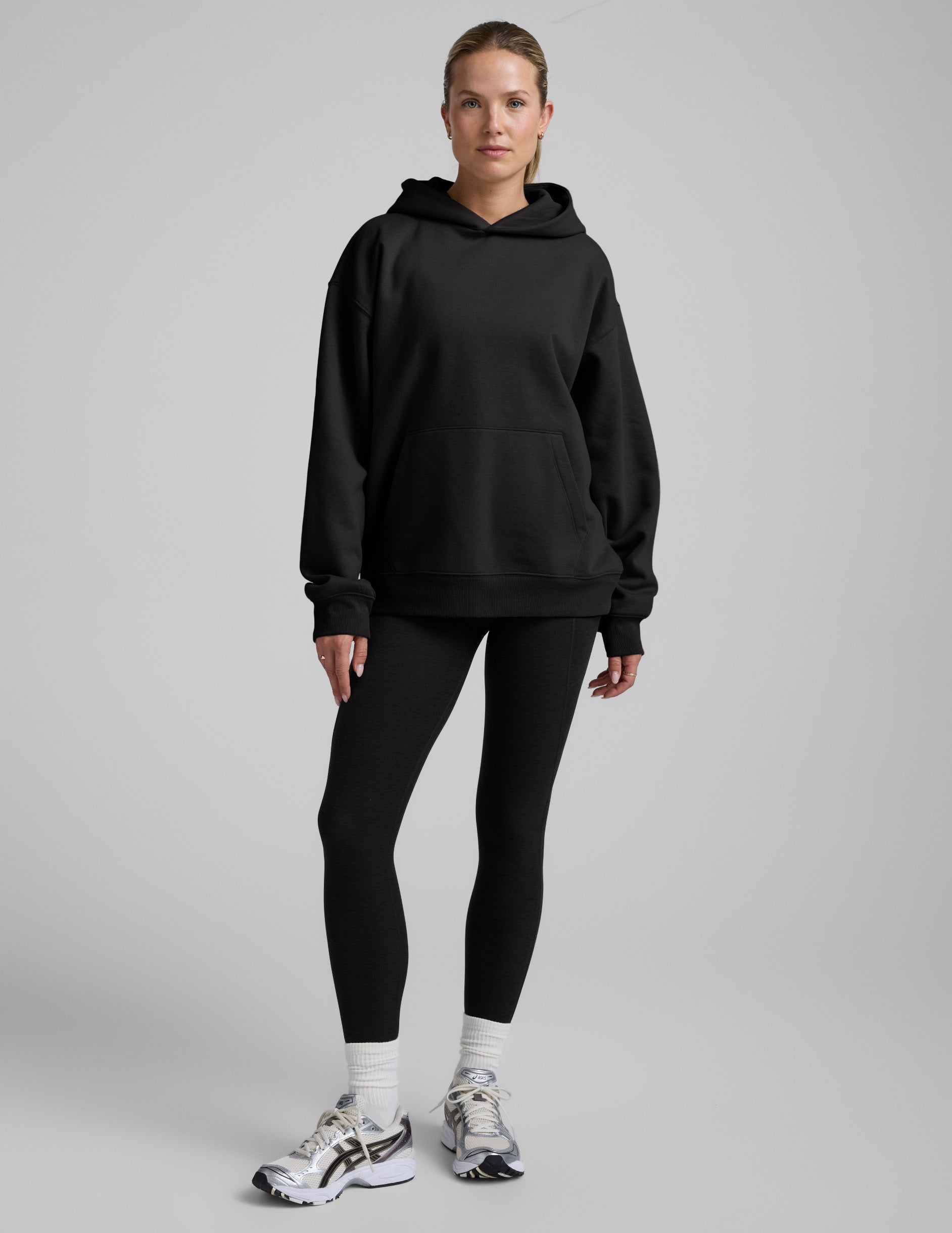 着せ替え服・アウトフィット of LuxeFleece Classic Oversized Hoodie | Beyond Yoga