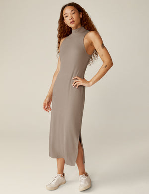 Well Traveled Midi Dress