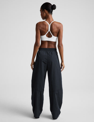 Limitless Mid-Rise Barrel Leg Pant