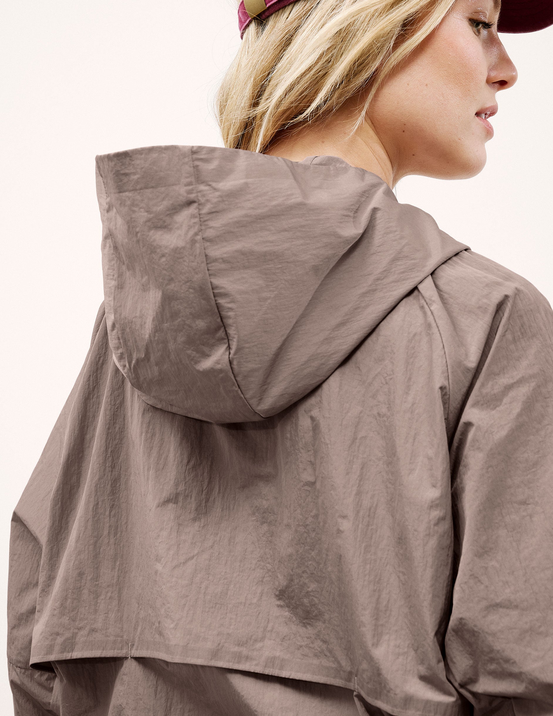 Limitless Hooded Jacket | Beyond Yoga