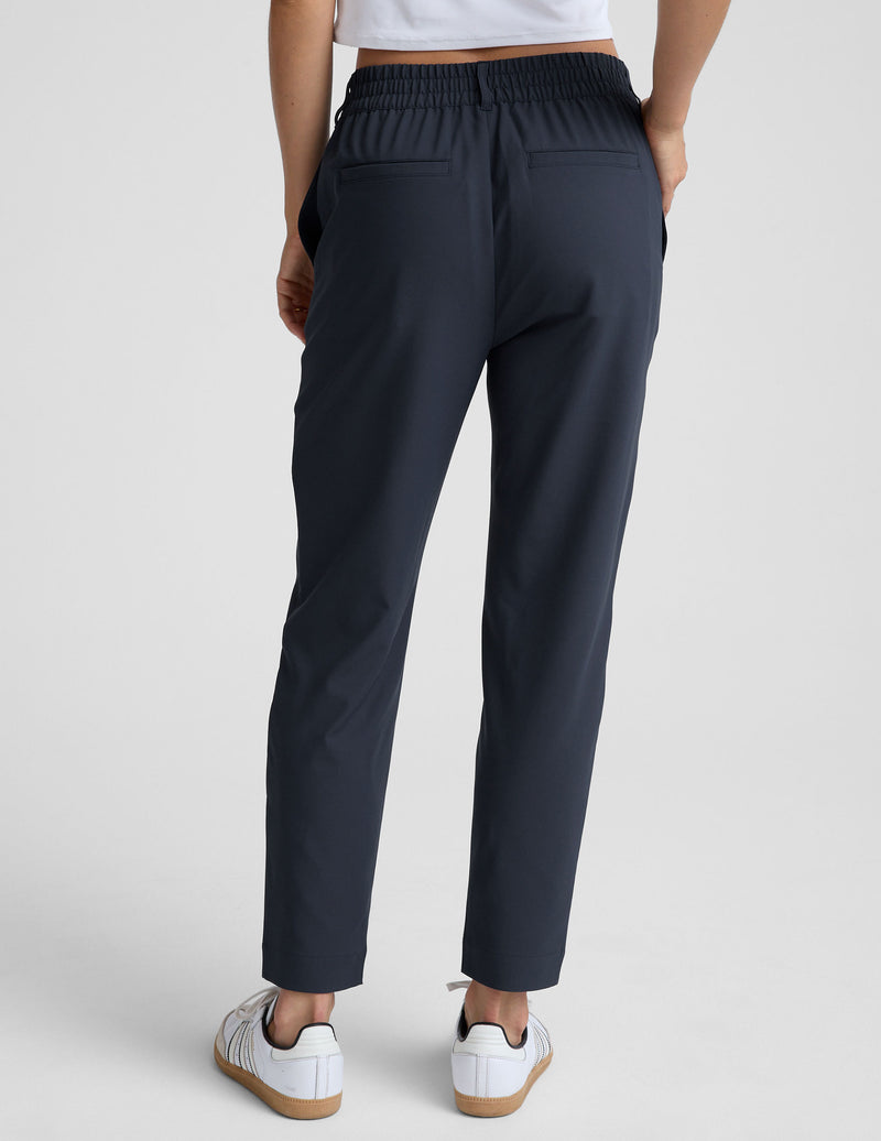 Status Tapered Pant