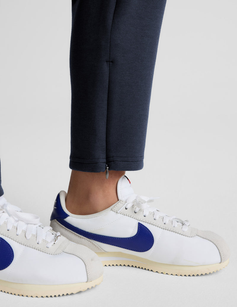 SoftSpring Tapered Pant