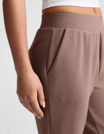 SoftSpring Tapered Pant