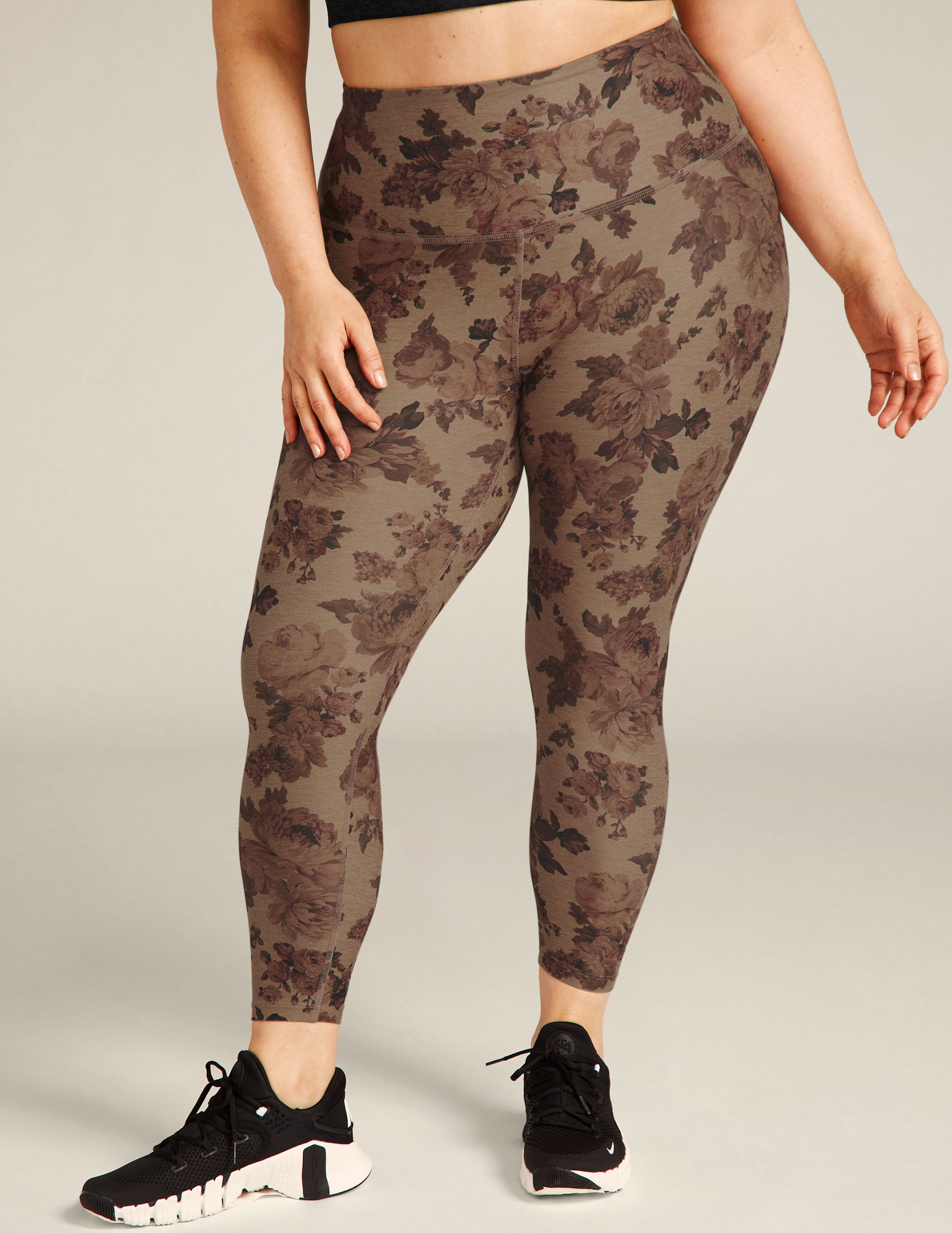 Beyond Yoga High-Waisted Midi Leggings  Anthropologie Japan - Women's  Clothing, Accessories & Home