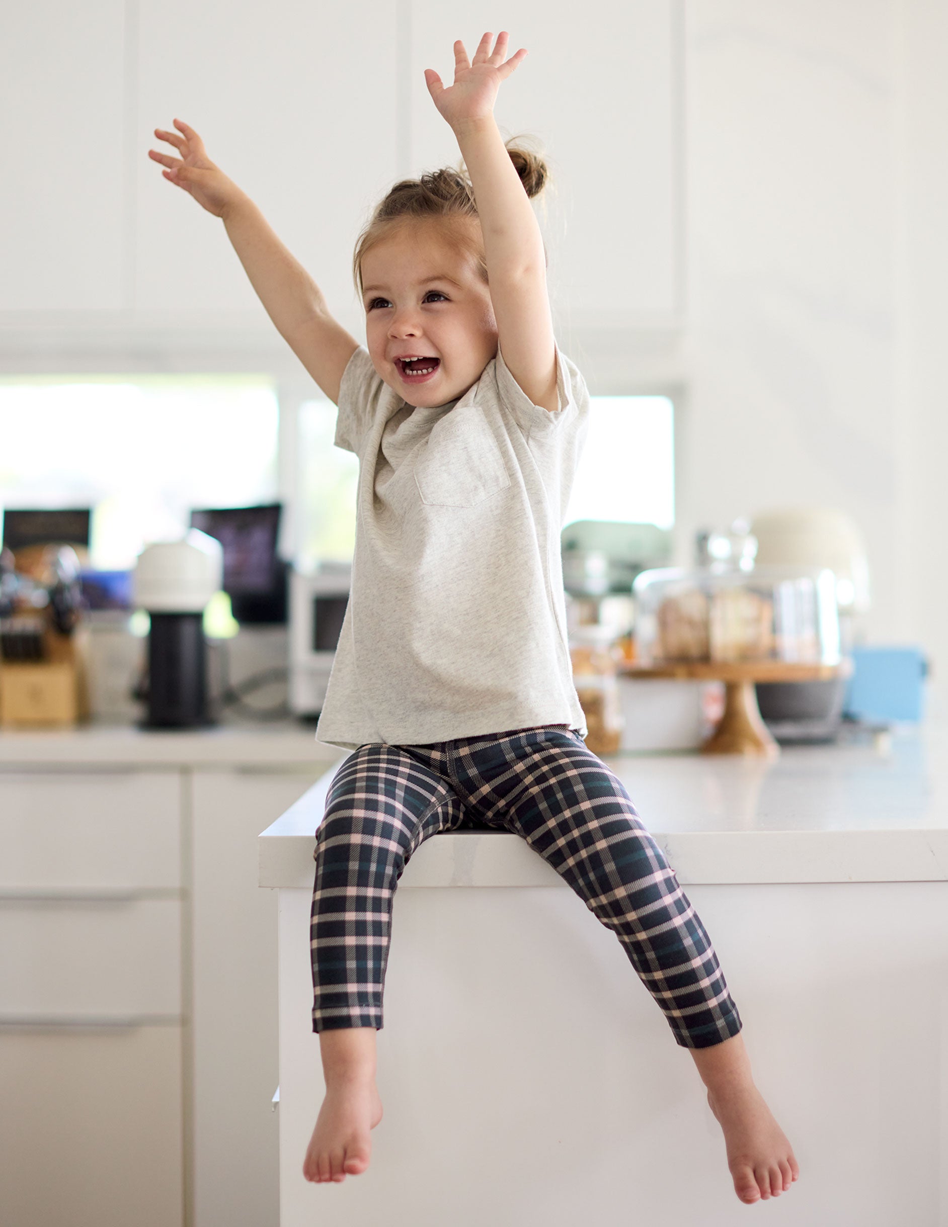 plaid printed toddler legging.