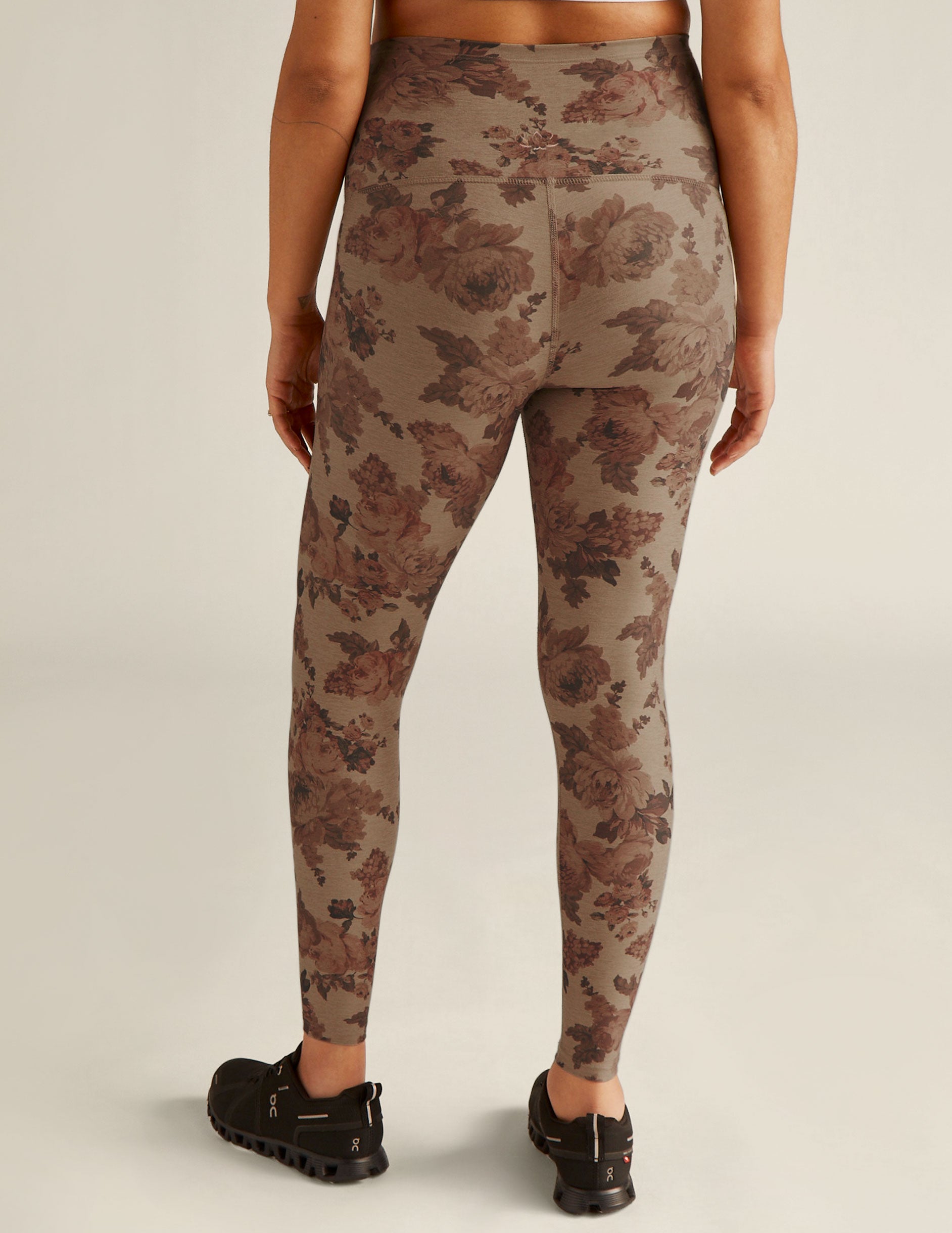 Beyond yoga hot sale camo leggings