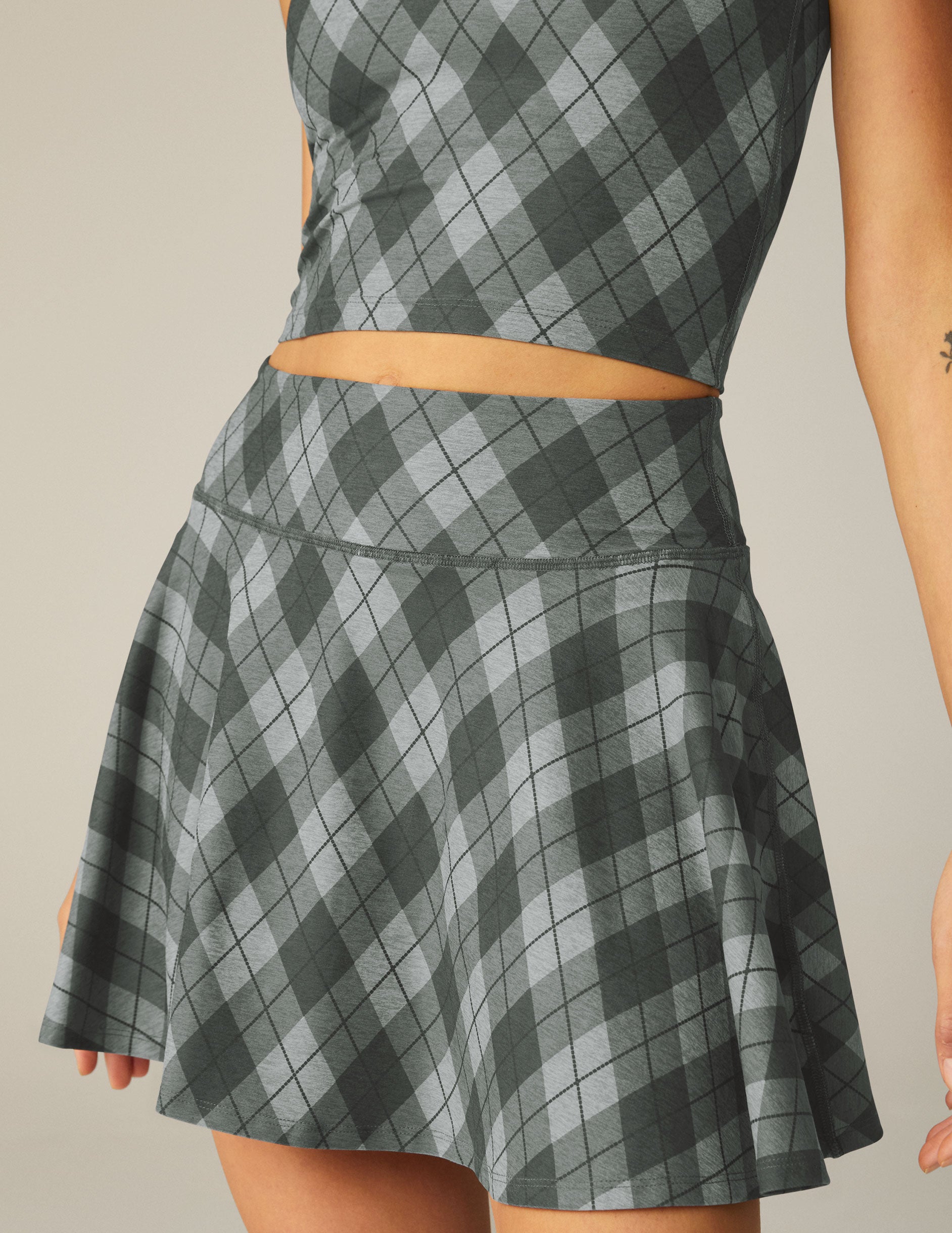 gray plaid design mini skirt