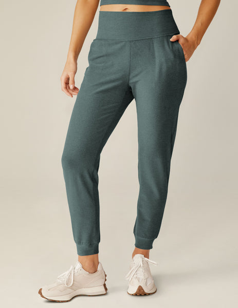 Women's Mid-Rise Cozy Spacedye Jogger Pants (Green Army, Small)
