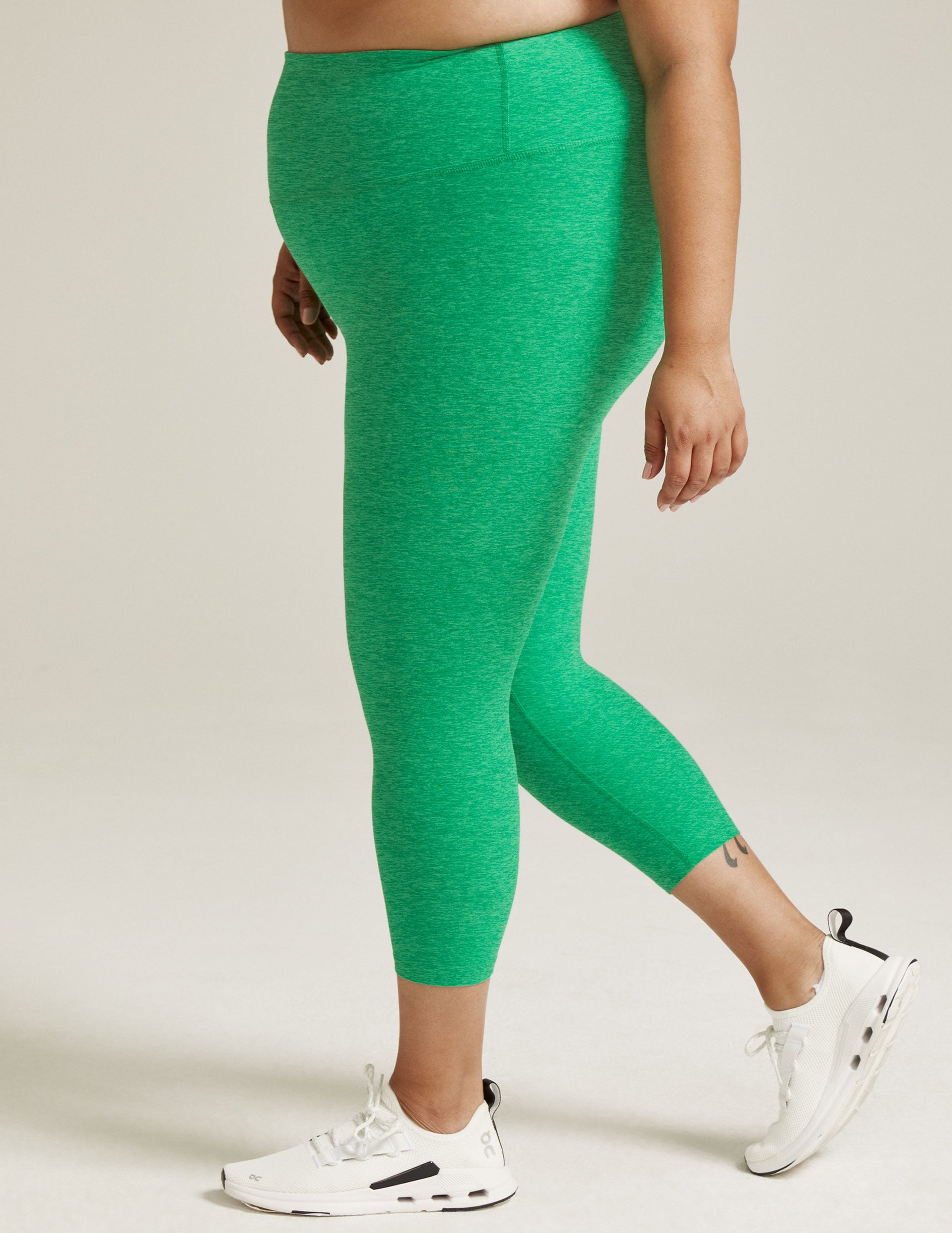 Yogalicious capri length green leggings. - Depop