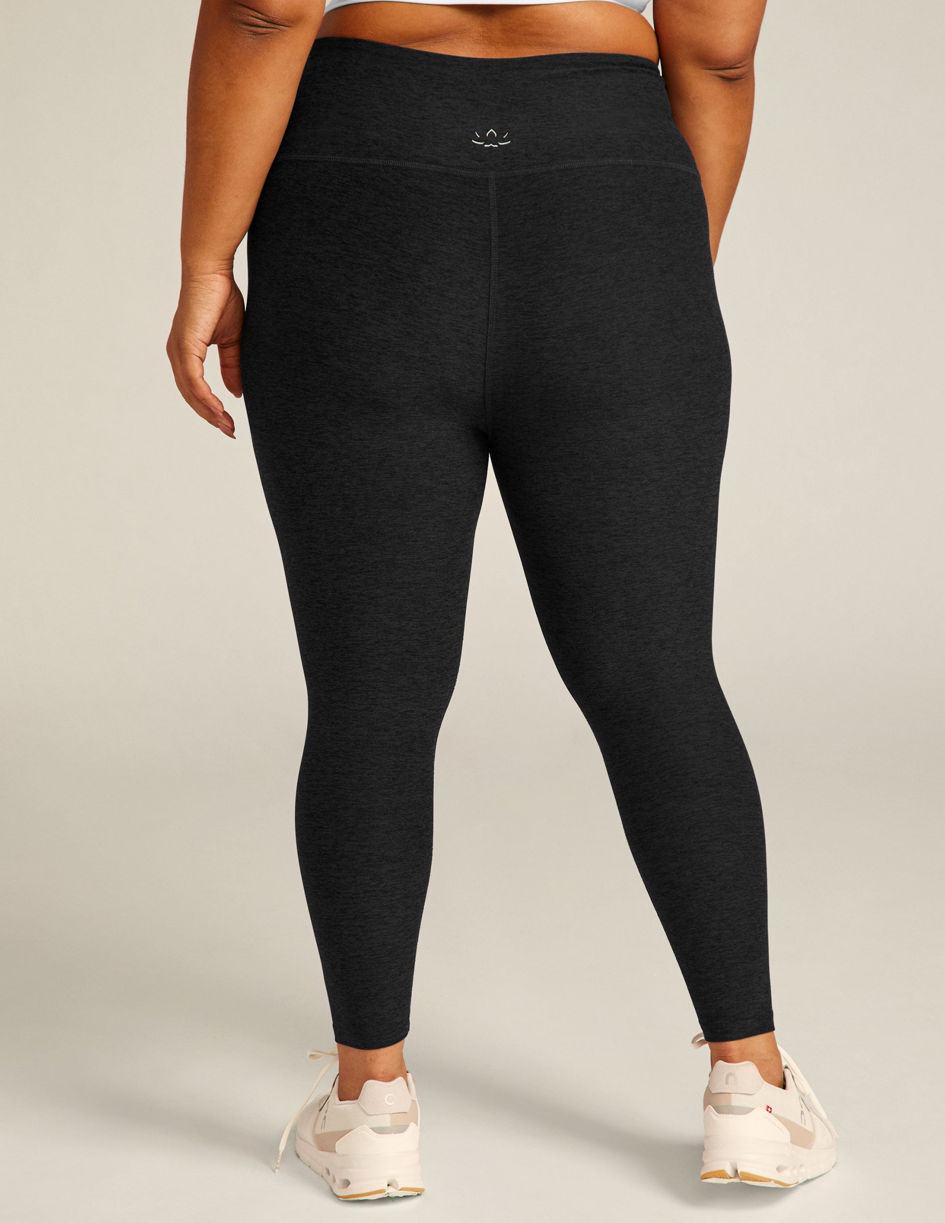 Beyond Yoga Caught In The Midi Leggings  Anthropologie Japan - Women's  Clothing, Accessories & Home