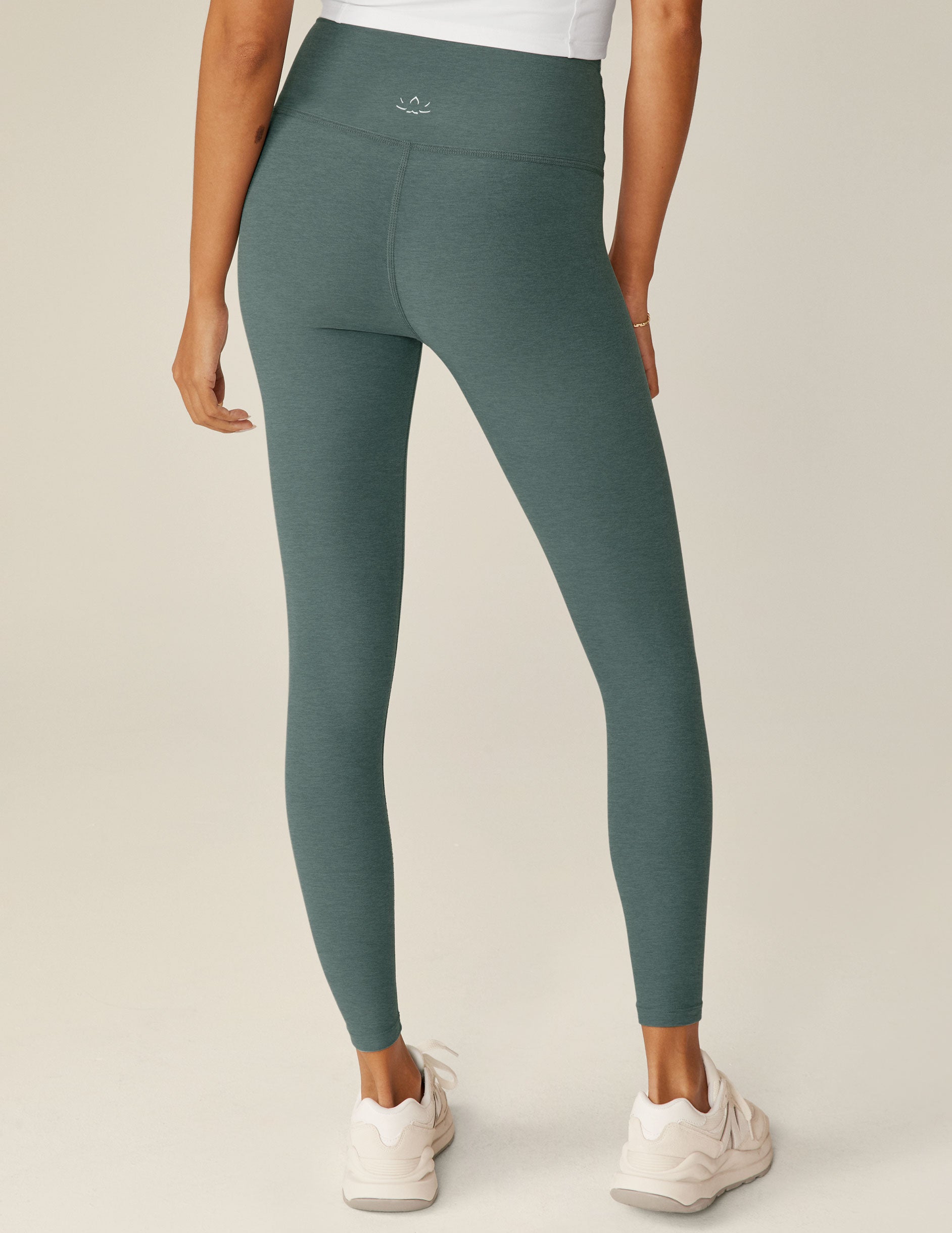 Lululemon Align II Stretchy Yoga Pants - High-Waisted Design, 25 Inch  Inseam : : Clothing, Shoes & Accessories