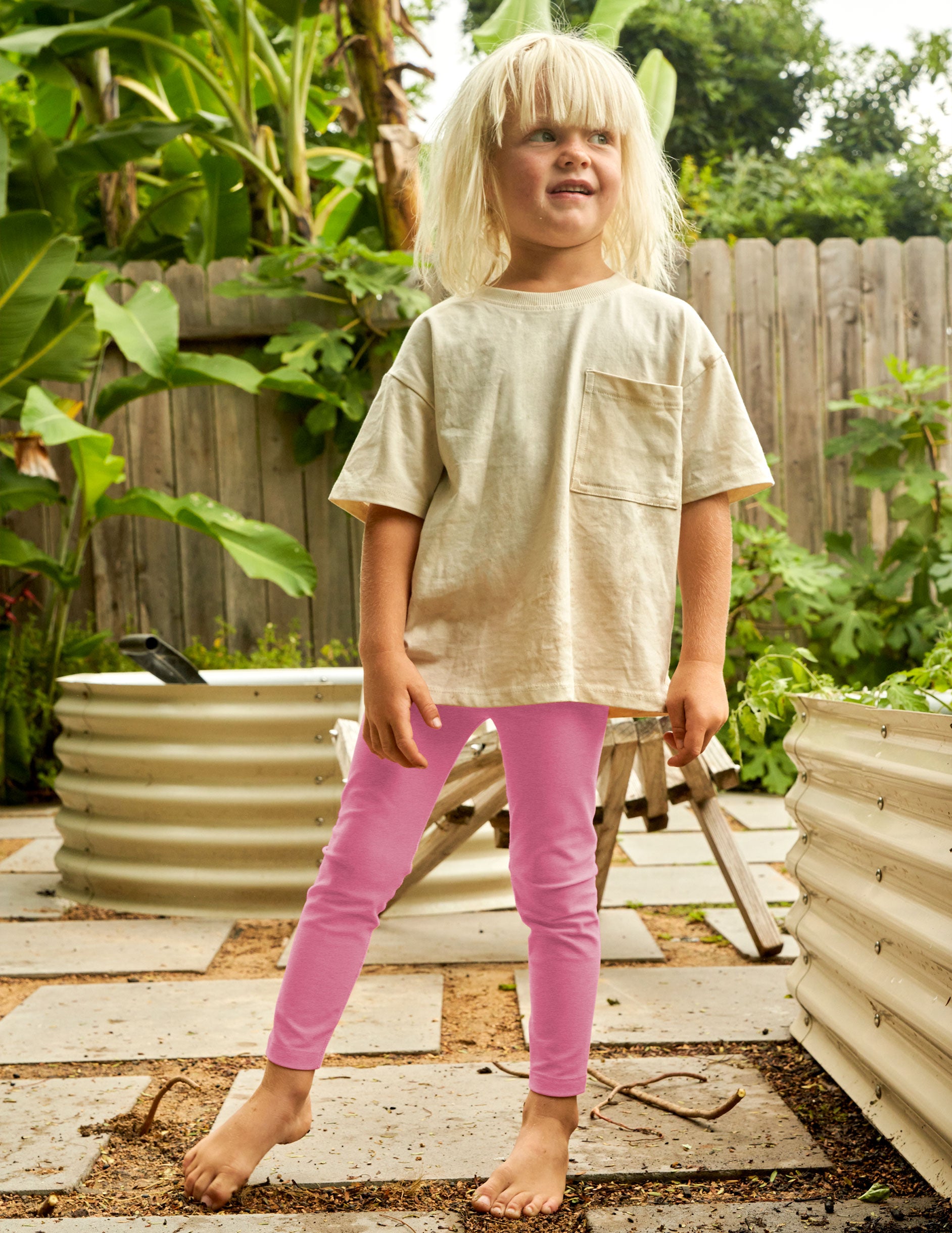 pink toddler leggings. 