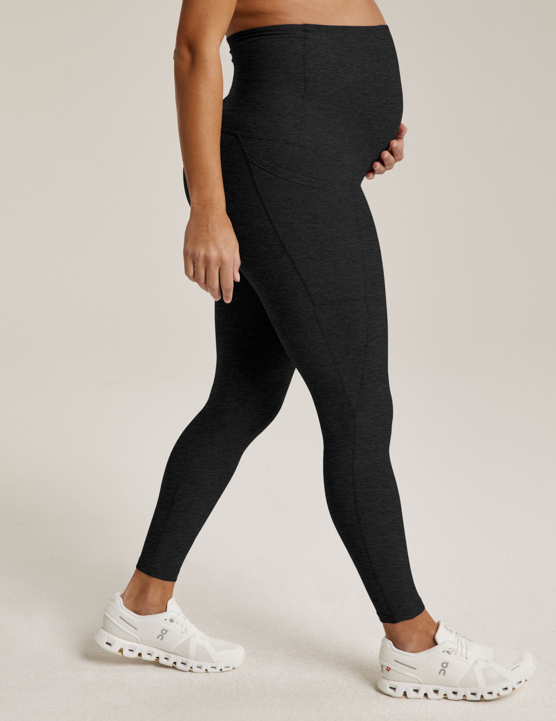 Best Maternity Clothing Brands Available in Australia | Queen Bee