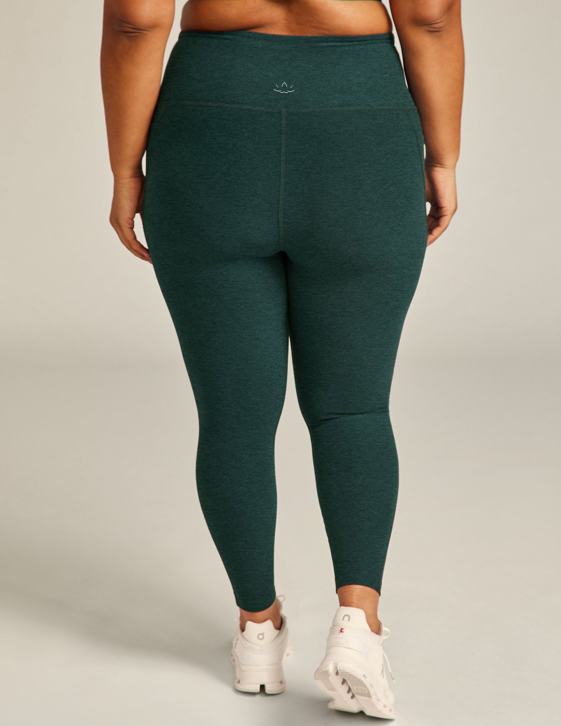 Women’s Olive Green 23” Inseams Lululemon leggings Size 4 Read Description