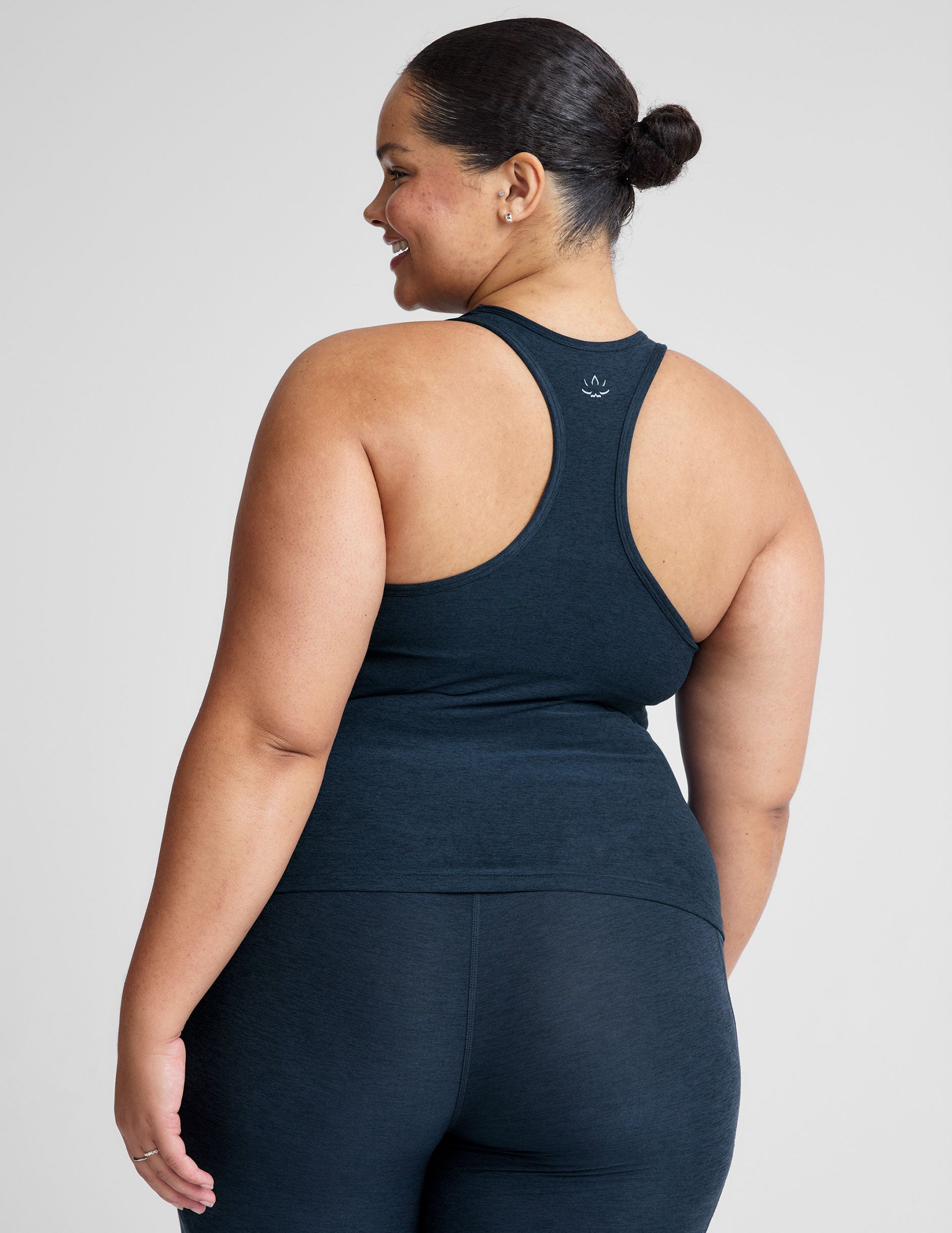 plus size navy tank paired with navy high waisted legging