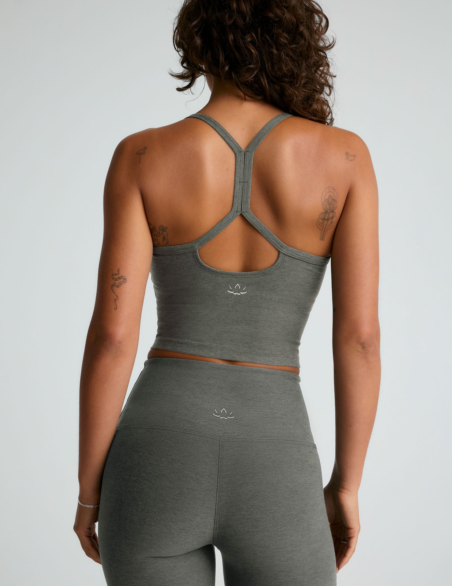 gray cropped tank