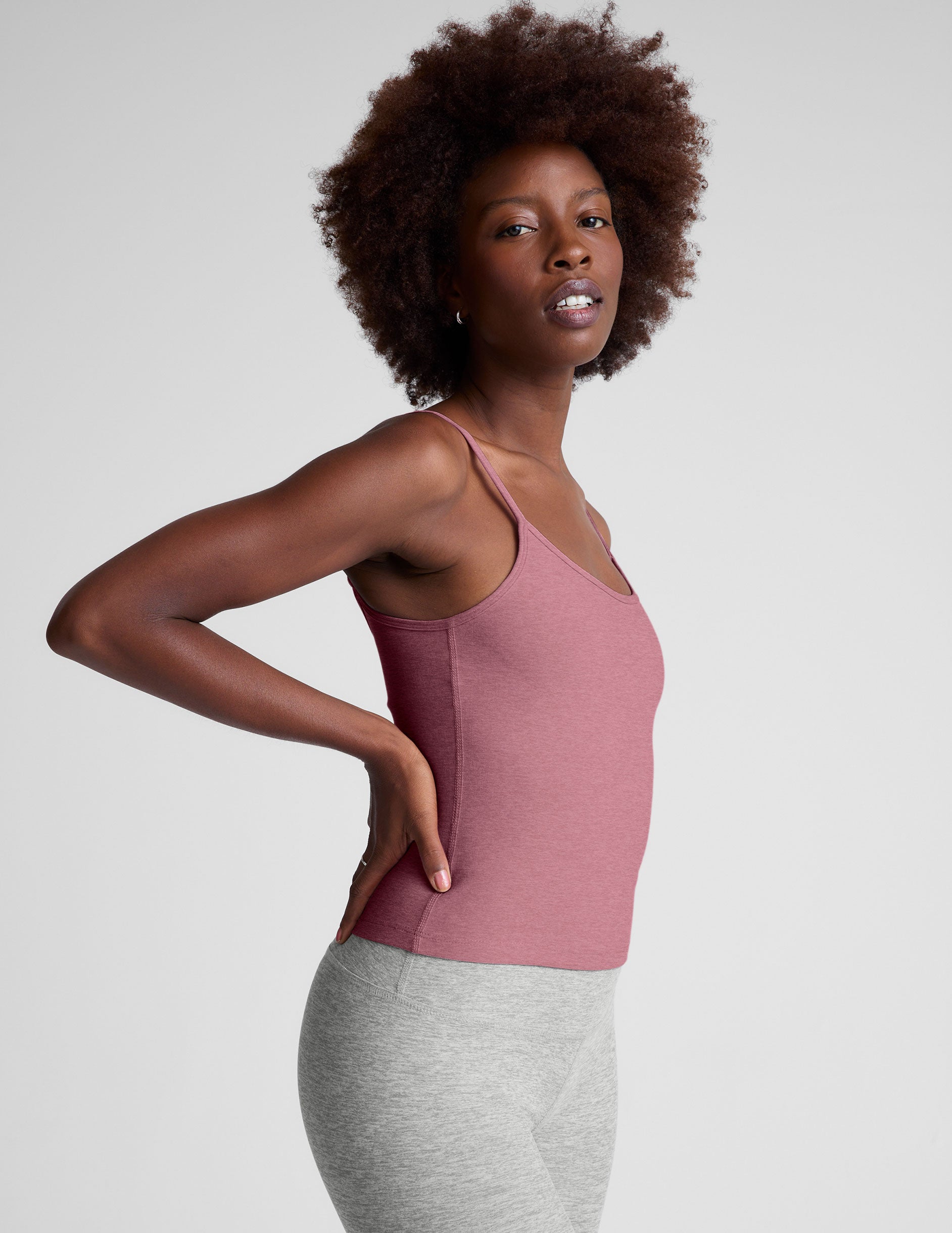 BEYOND YOGA スペースダイ ポケット付 レギンス 送関込 Beyond Yoga レギンス - Firecracker Red Heather | FWRD