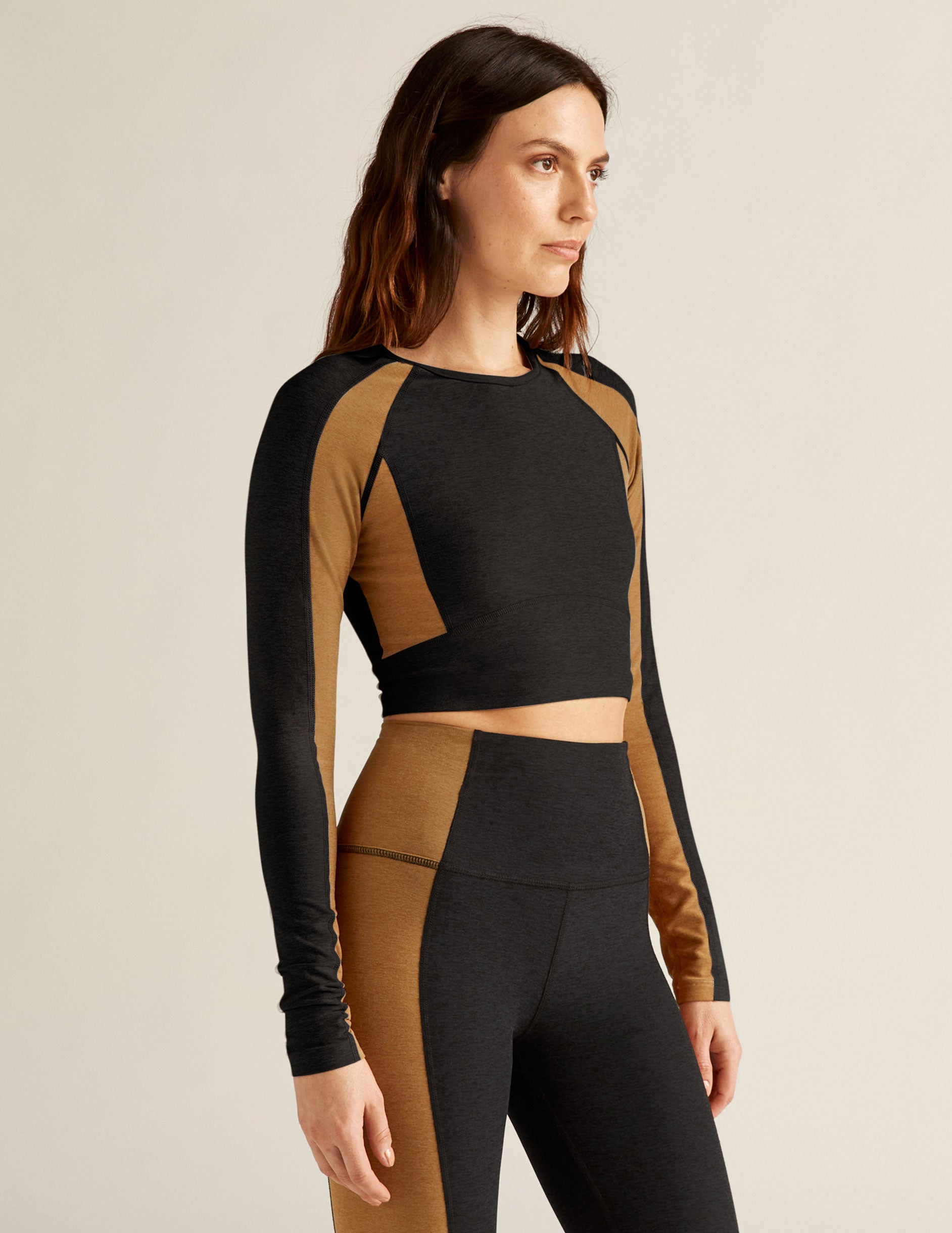 Beyond yoga all on sale time cropped pullover