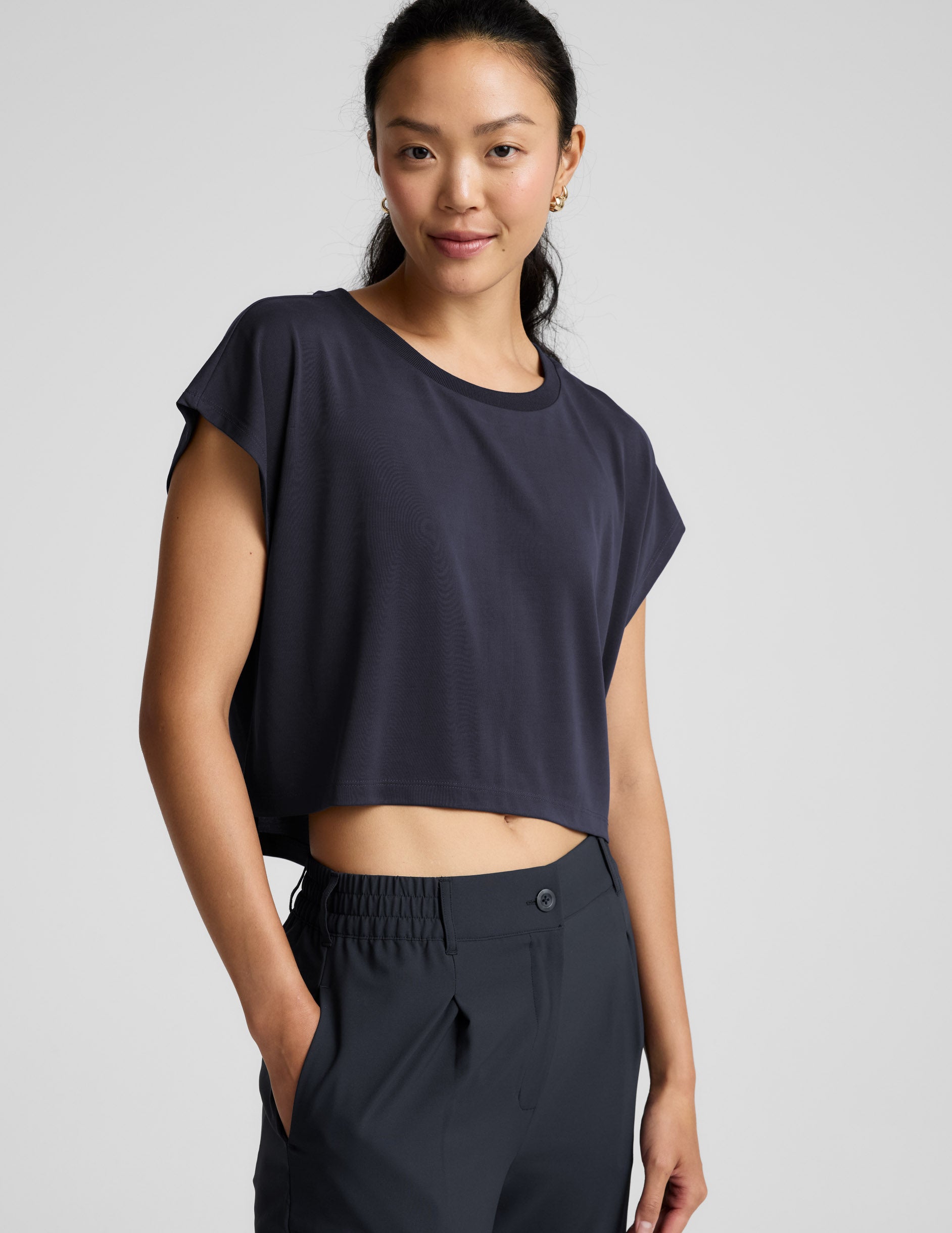 Studio Luxe Cropped Tee | Beyond Yoga