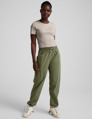brown ribbed cropped top with a scoop neckline. 