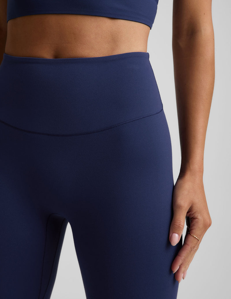 glowzone™  High Waisted Midi Legging