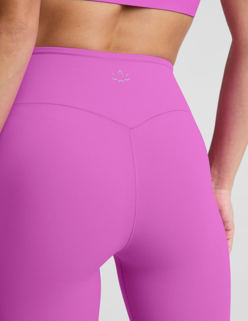 glowzone™ High Waisted Midi Legging