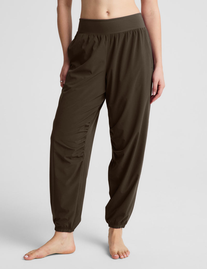 glowzone™ Hybrid Jogger