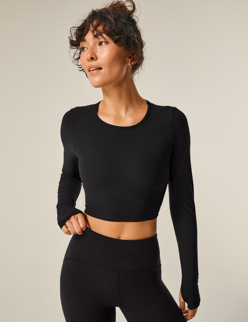 POWERBEYOND™ Lite Cardio Cropped Pullover Secondary Image
