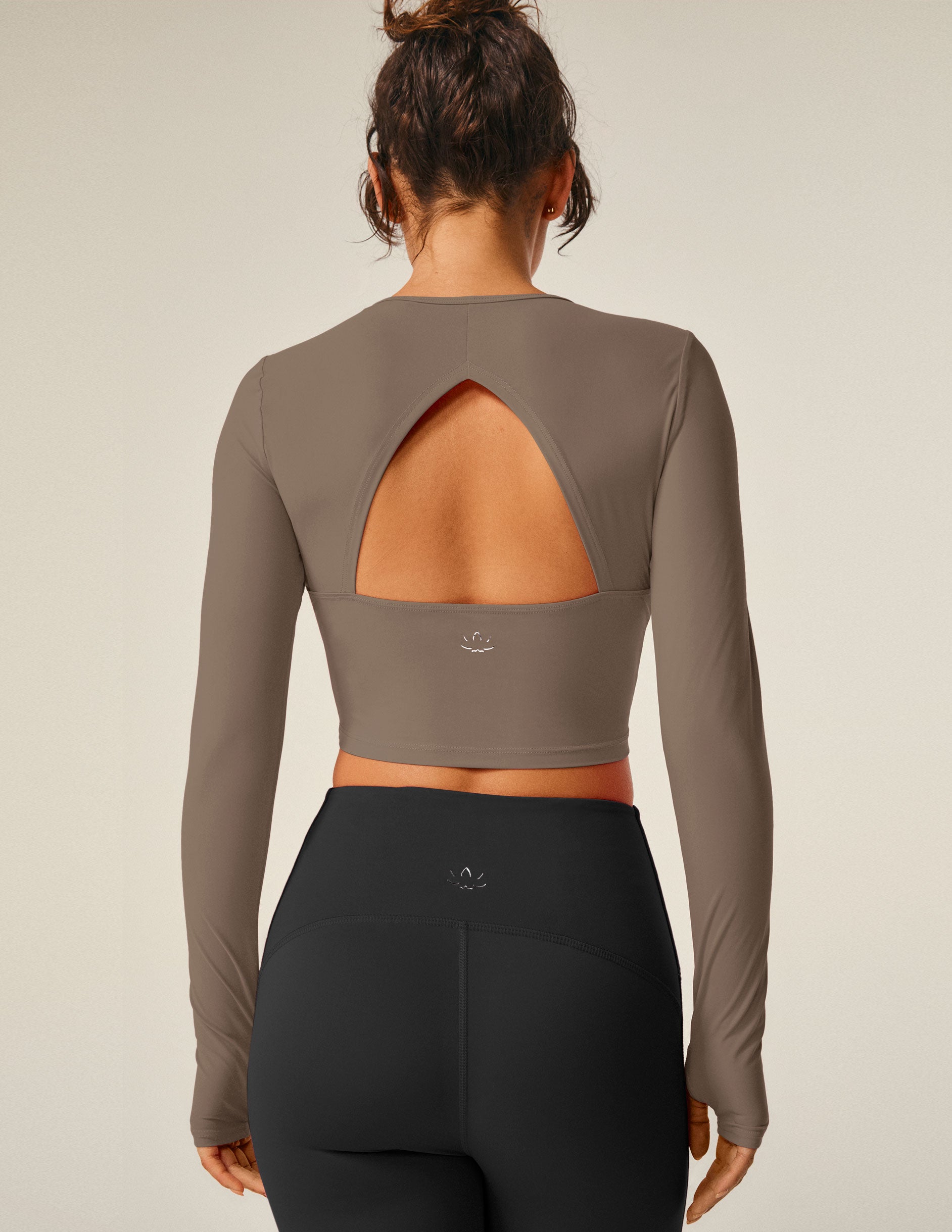 POWERBEYOND™ Lite Cardio Cropped Pullover | Beyond Yoga