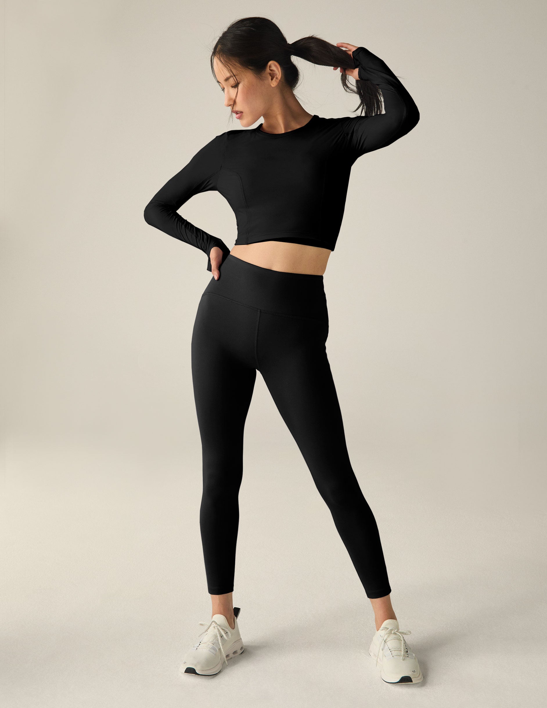 POWERBEYOND™ Lite Airshield Long Sleeve Cropped Top