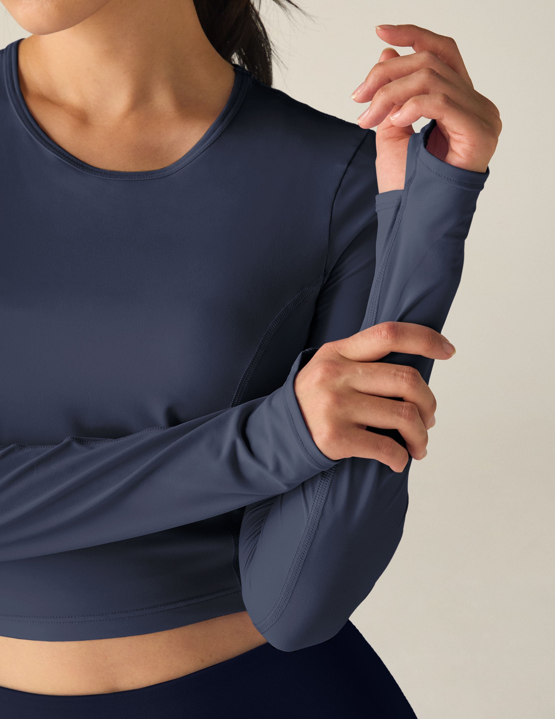 Lululemon Arise Cropped store Long Sleeve *Black