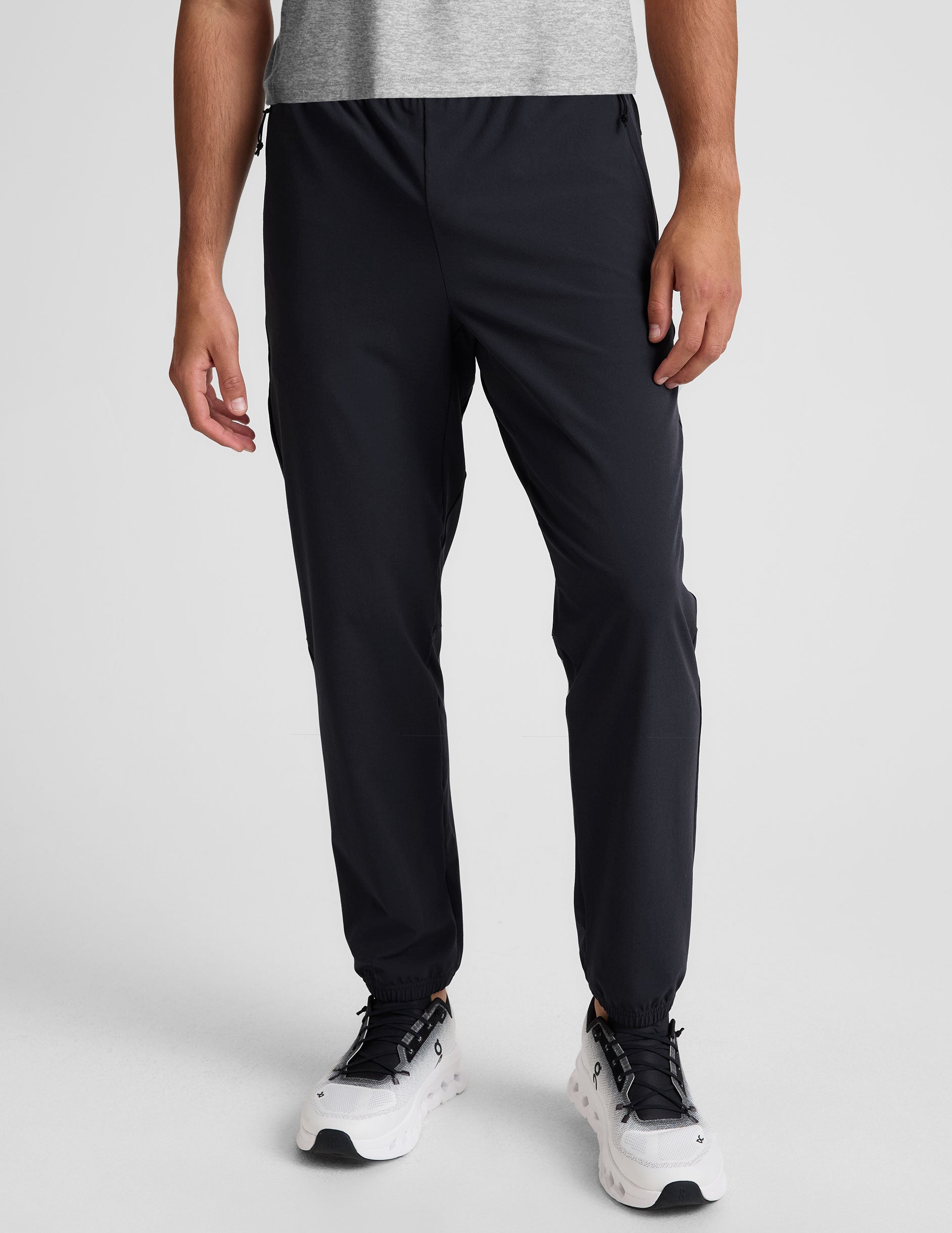 On The Go Men's Jogger | Beyond Yoga