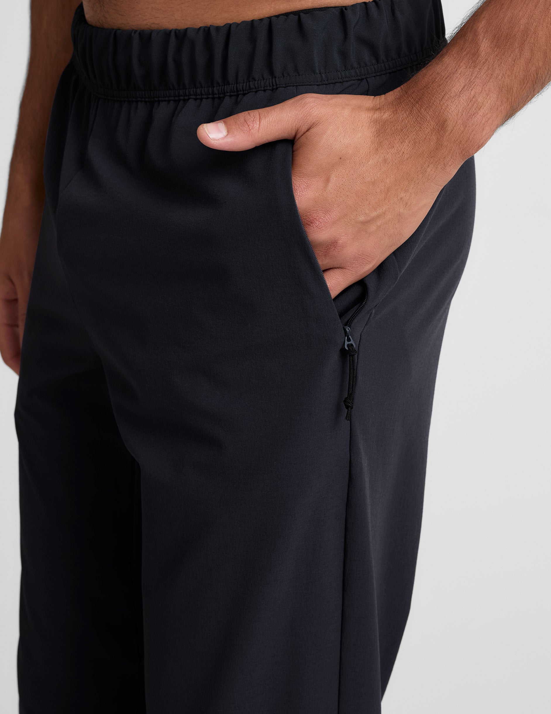 On The Go Men's Jogger | Beyond Yoga