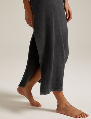 black maxi sleeveless dress