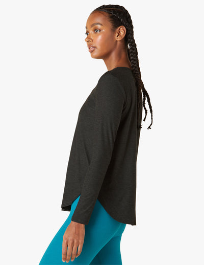 Featherweight Scooped Long Sleeve Pullover Image 3
