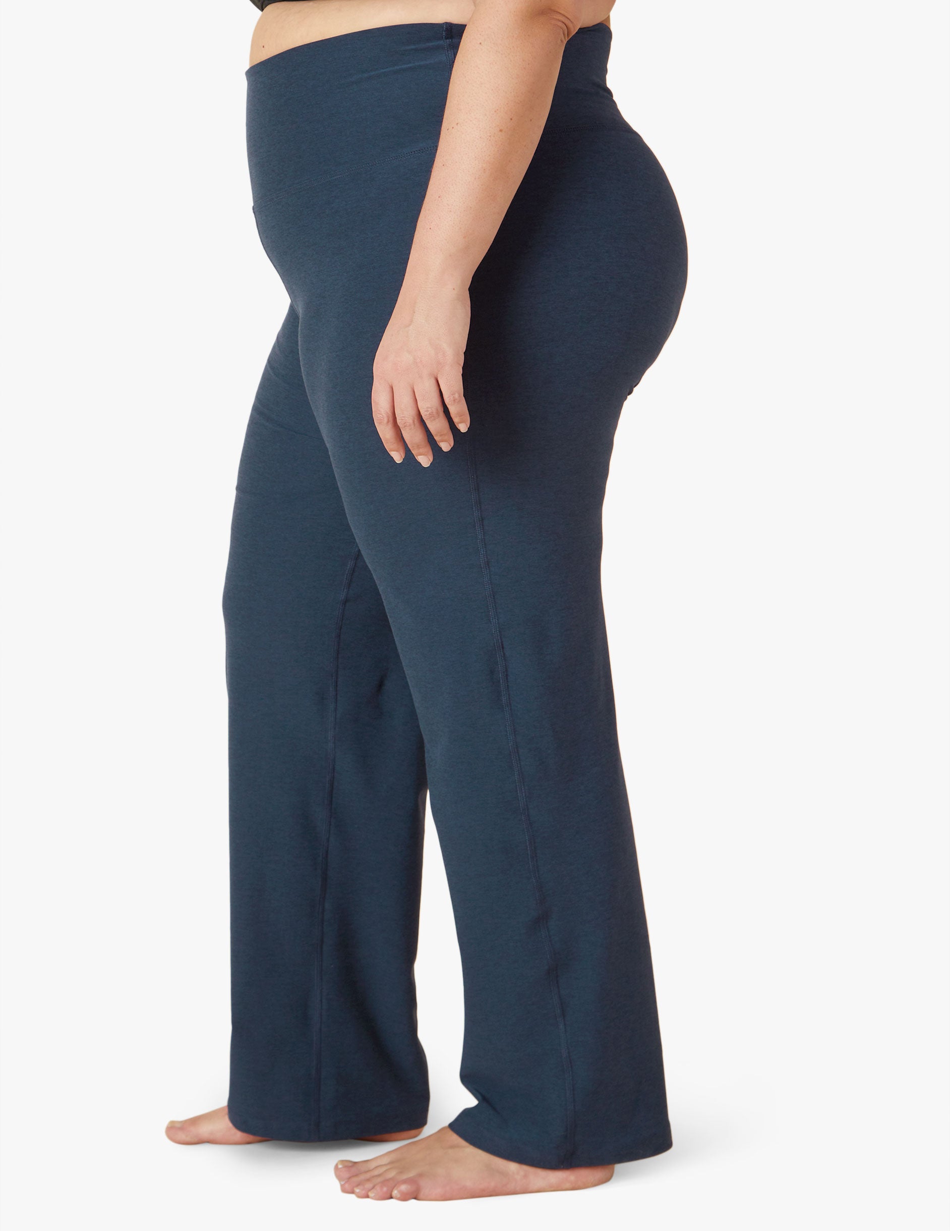 Straight leg plus on sale size yoga pants