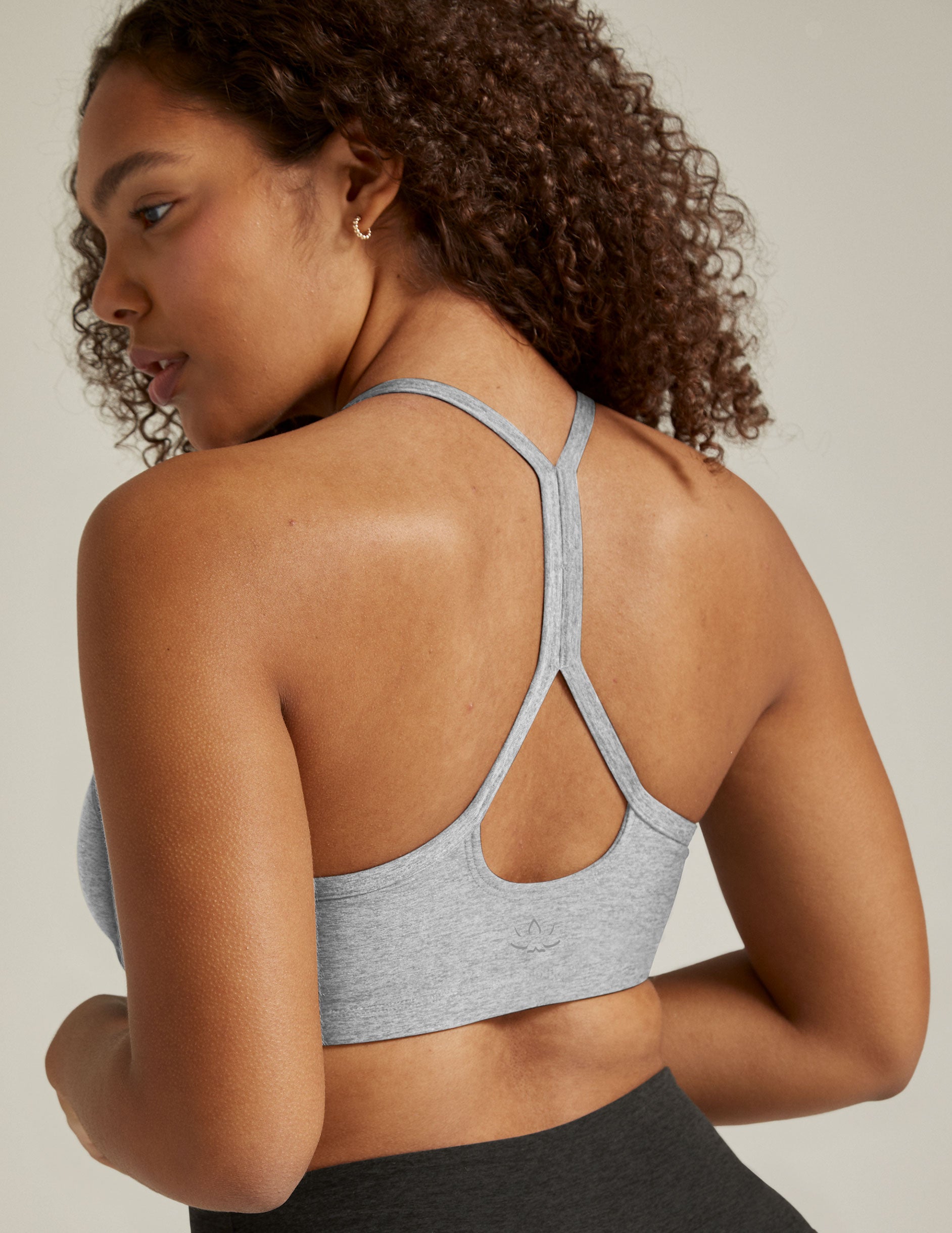 Beyond Yoga outlets Silver Metallic Sports Bra and Leggings Set